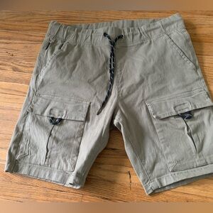 Men’s medium cargo shorts
